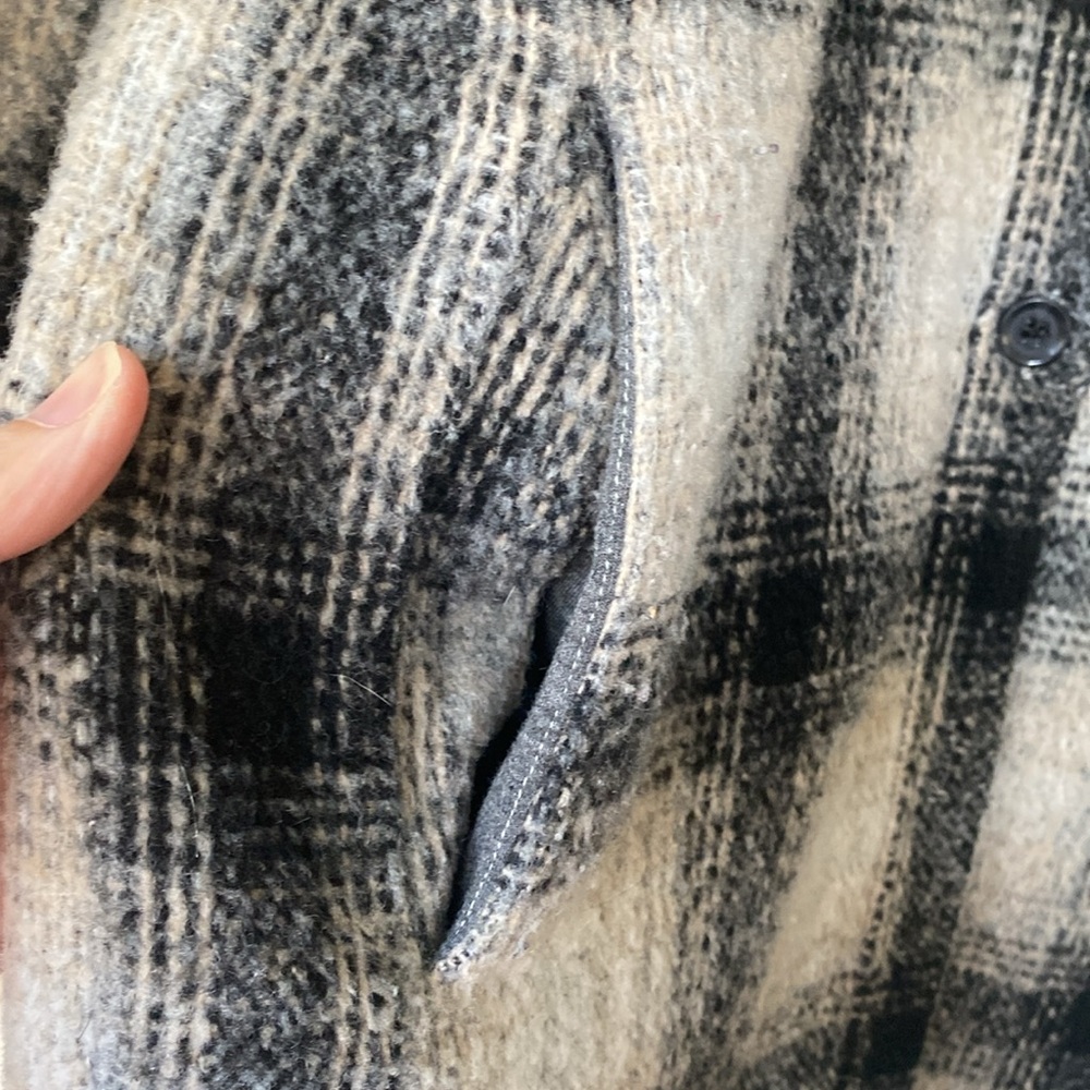 Thread & Supply Shacket - Picture 6 of 11
